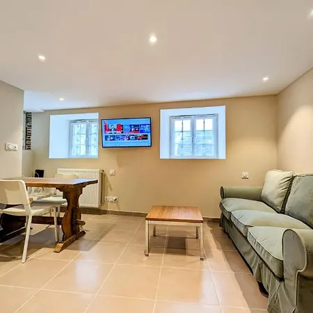 Studio - Hyper Centre - Proche Gare 公寓 阿维河畔维内