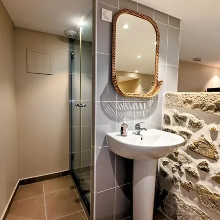 Studio - Hyper Centre - Proche Gare 阿维河畔维内